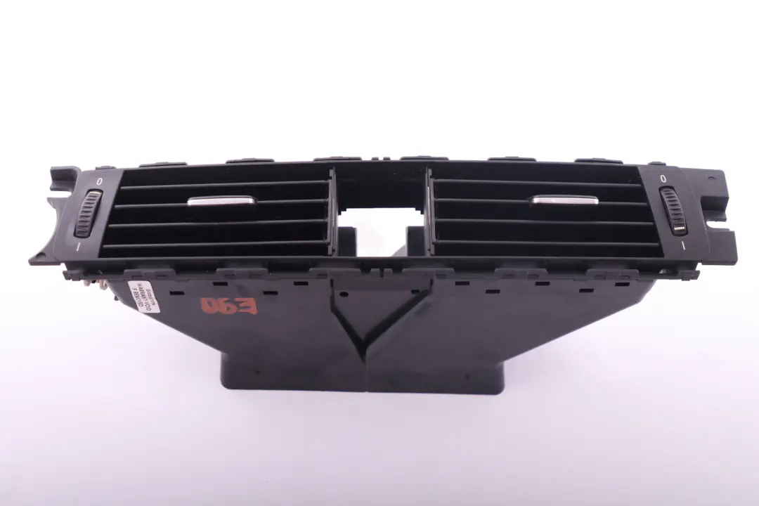 Fresh Air Grille Center Dash Vent Black 9130464 to BMW 3 Series E90 E91 E92 E93 with Part number 7144253 BMW 3 Series E90 E91 E92 E93 Fresh Air Grille Center Dash Vent Black 9130464 - SKU rhd-7144253-1 - Part number 7144253