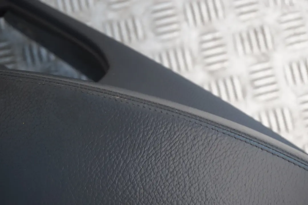 Centre Console Armrest Part Basaltgrau Grey to BMW 6 Series E63 E64 with Part number 7145204 BMW 6 Series E63 E64 Centre Console Armrest Part Basaltgrau Grey - SKU rhd-7145204 - Part number 7145204