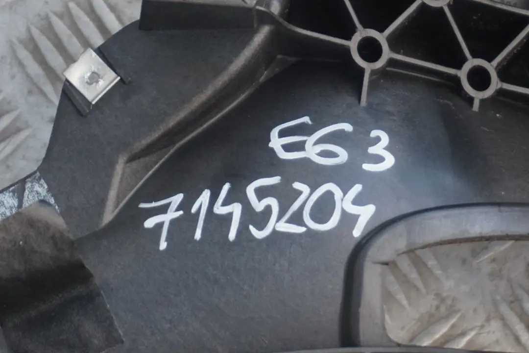 Centre Console Armrest Part Basaltgrau Grey to BMW 6 Series E63 E64 with Part number 7145204 BMW 6 Series E63 E64 Centre Console Armrest Part Basaltgrau Grey - SKU rhd-7145204 - Part number 7145204