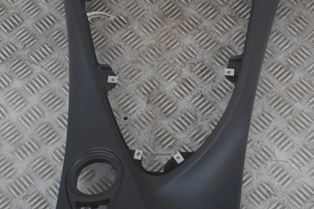 Centre Console Armrest Part Basaltgrau Grey to BMW 6 Series E63 E64 with Part number 7145204 BMW 6 Series E63 E64 Centre Console Armrest Part Basaltgrau Grey - SKU rhd-7145204 - Part number 7145204