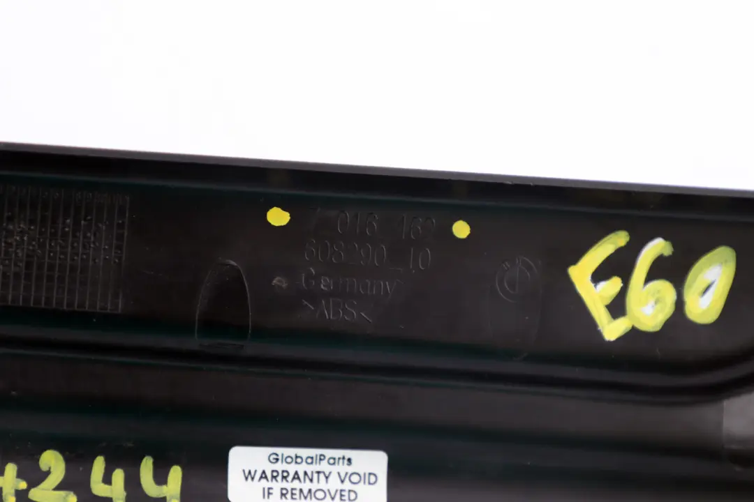 Finisher Upper Rail Exterior Trim Front Right O/S 7016462 to BMW 5 Series E60 Seat with Part number 7154244 BMW 5 Series E60 Seat Finisher Upper Rail Exterior Trim Front Right O/S 7016462 - SKU rhd-7154244 - Part number 7154244