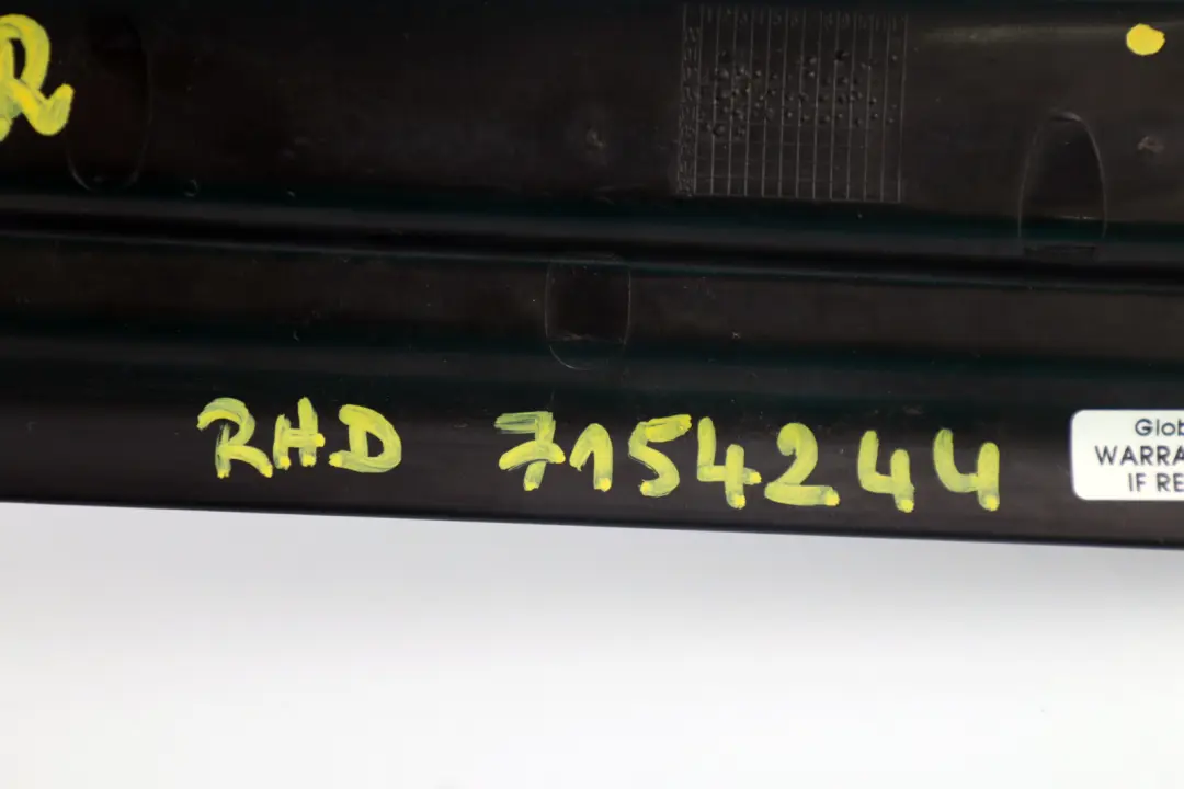 Finisher Upper Rail Exterior Trim Front Right O/S 7016462 to BMW 5 Series E60 Seat with Part number 7154244 BMW 5 Series E60 Seat Finisher Upper Rail Exterior Trim Front Right O/S 7016462 - SKU rhd-7154244 - Part number 7154244