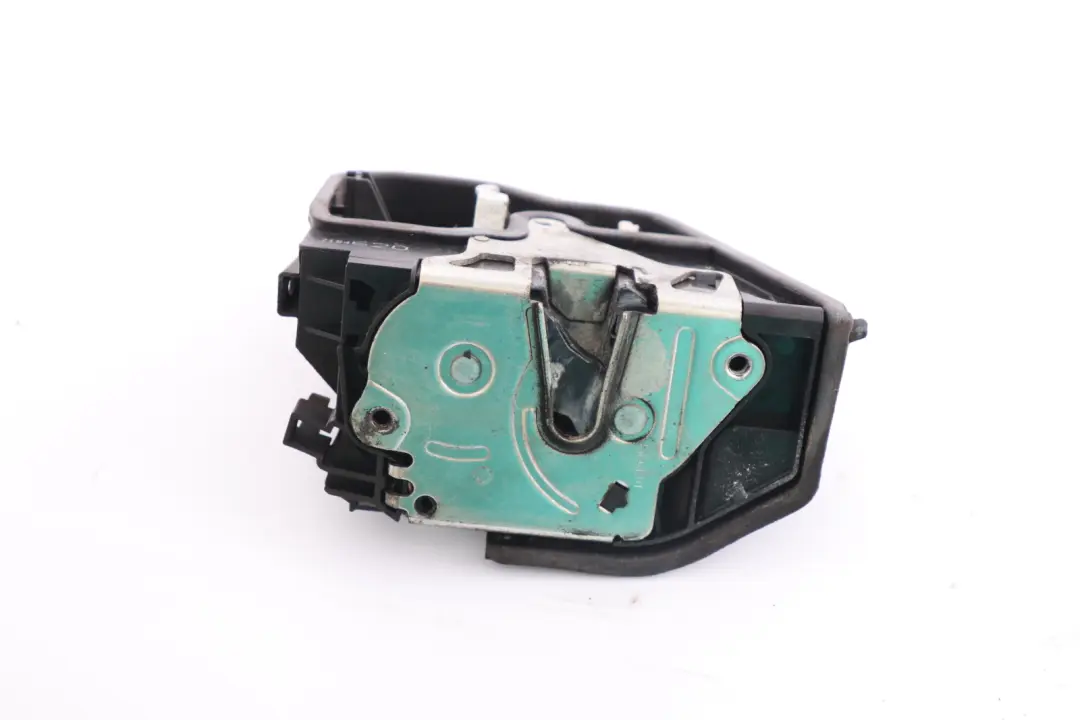 O/S Right Front Door Latch Actuator Catch to BMW E60 E87 E90 with Part number 7154620 BMW E60 E87 E90 O/S Right Front Door Latch Actuator Catch - SKU rhd-7154620 - Part number 7154620