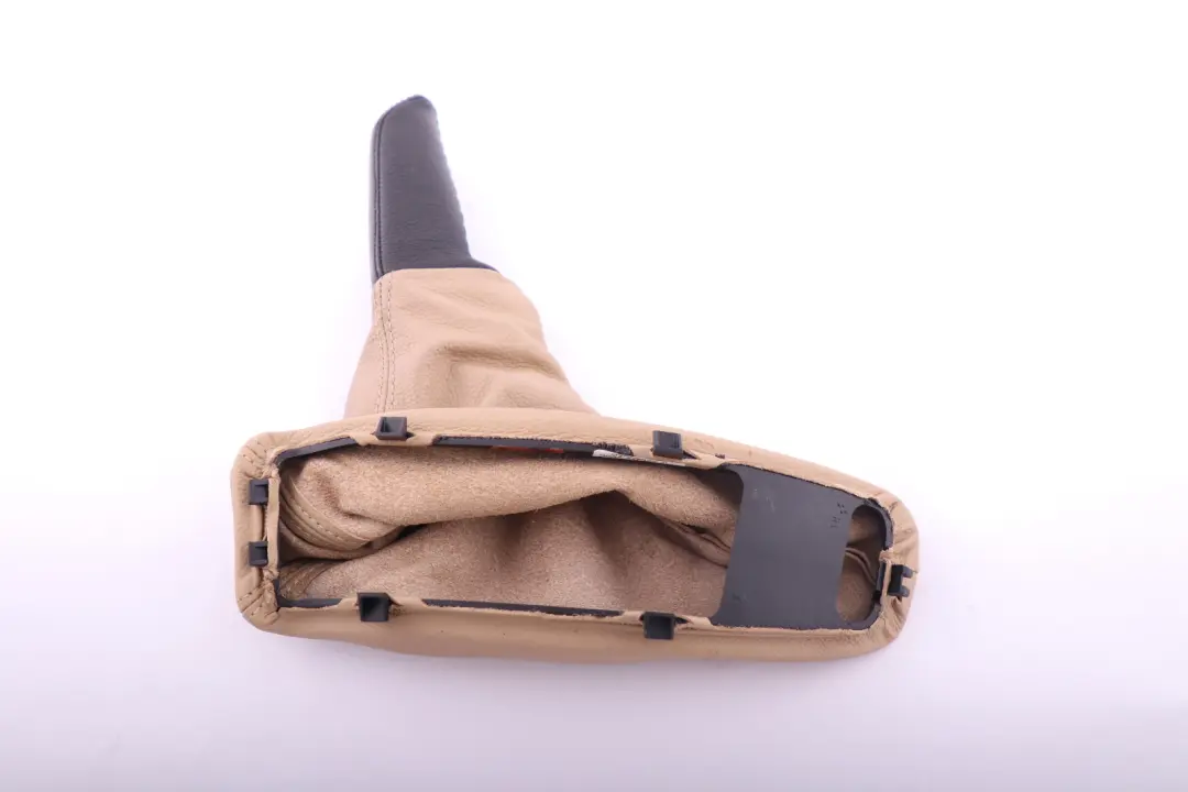 HANDBRAKE LEVER COVER SAVANNA BEIGE to BMW 3 Series E90 E91 E92 E93 LCI with Part number 7155627 BMW 3 Series E90 E91 E92 E93 LCI HANDBRAKE LEVER COVER SAVANNA BEIGE - SKU rhd-7155627 - Part number 7155627