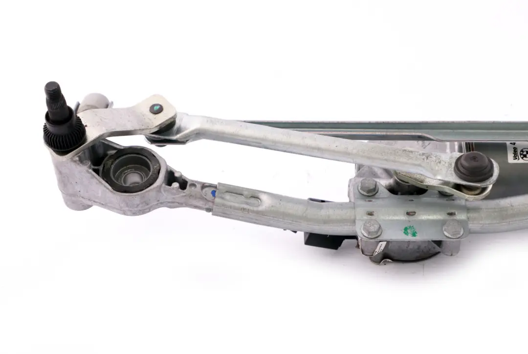 BMW 3 Series E90 E91 E92 Wiper System Windscreen Complete Motor System - SKU rhd-7161710 - Part number 7161710