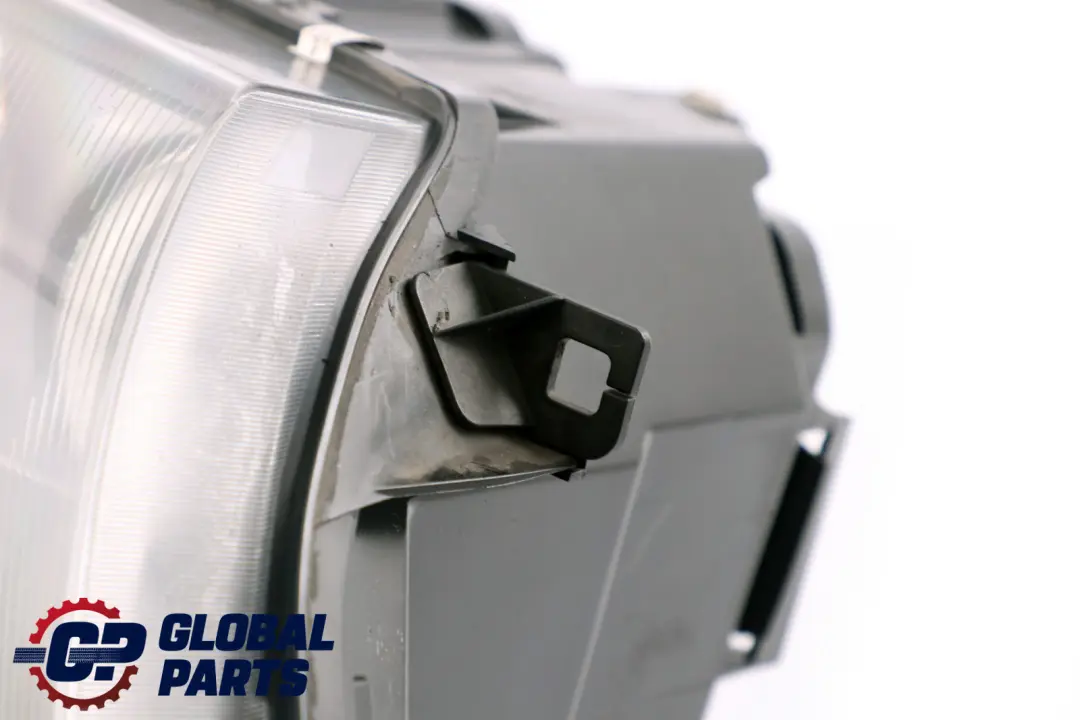 Headlight Light Lamp Front Right O/S to BMW Z4 Series E85 with Part number 7165652 BMW Z4 Series E85 Headlight Light Lamp Front Right O/S - SKU rhd-7162726 - Part number 7165652