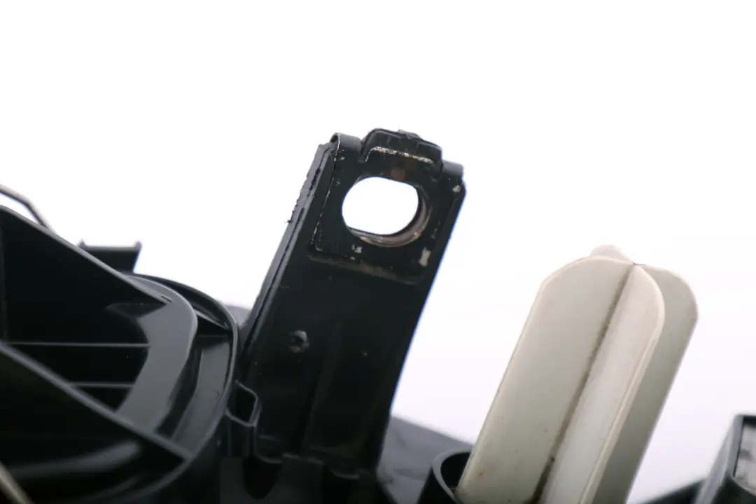 Headlight Headlamp Lamp Front Left N/S to BMW 1 Series E87 130i with Part number 7164907 BMW 1 Series E87 130i Headlight Headlamp Lamp Front Left N/S - SKU rhd-7164907 - Part number 7164907