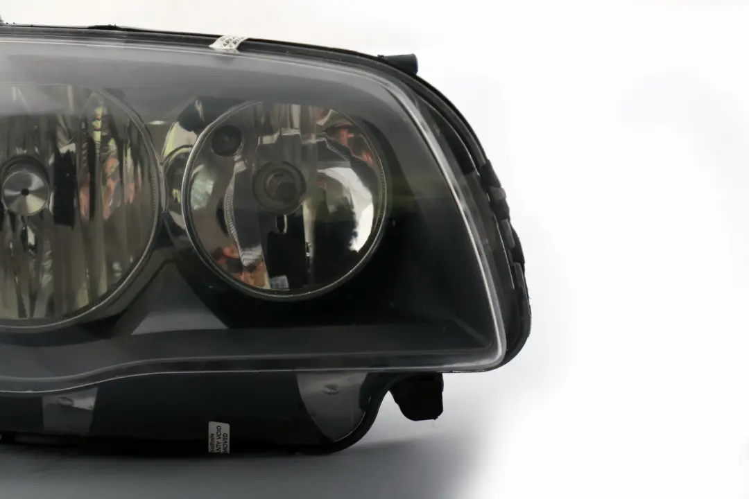 Headlight Headlamp Lamp Front Right O/S to BMW 1 Series E87 130i with Part number 7164908 BMW 1 Series E87 130i Headlight Headlamp Lamp Front Right O/S - SKU rhd-7164908 - Part number 7164908