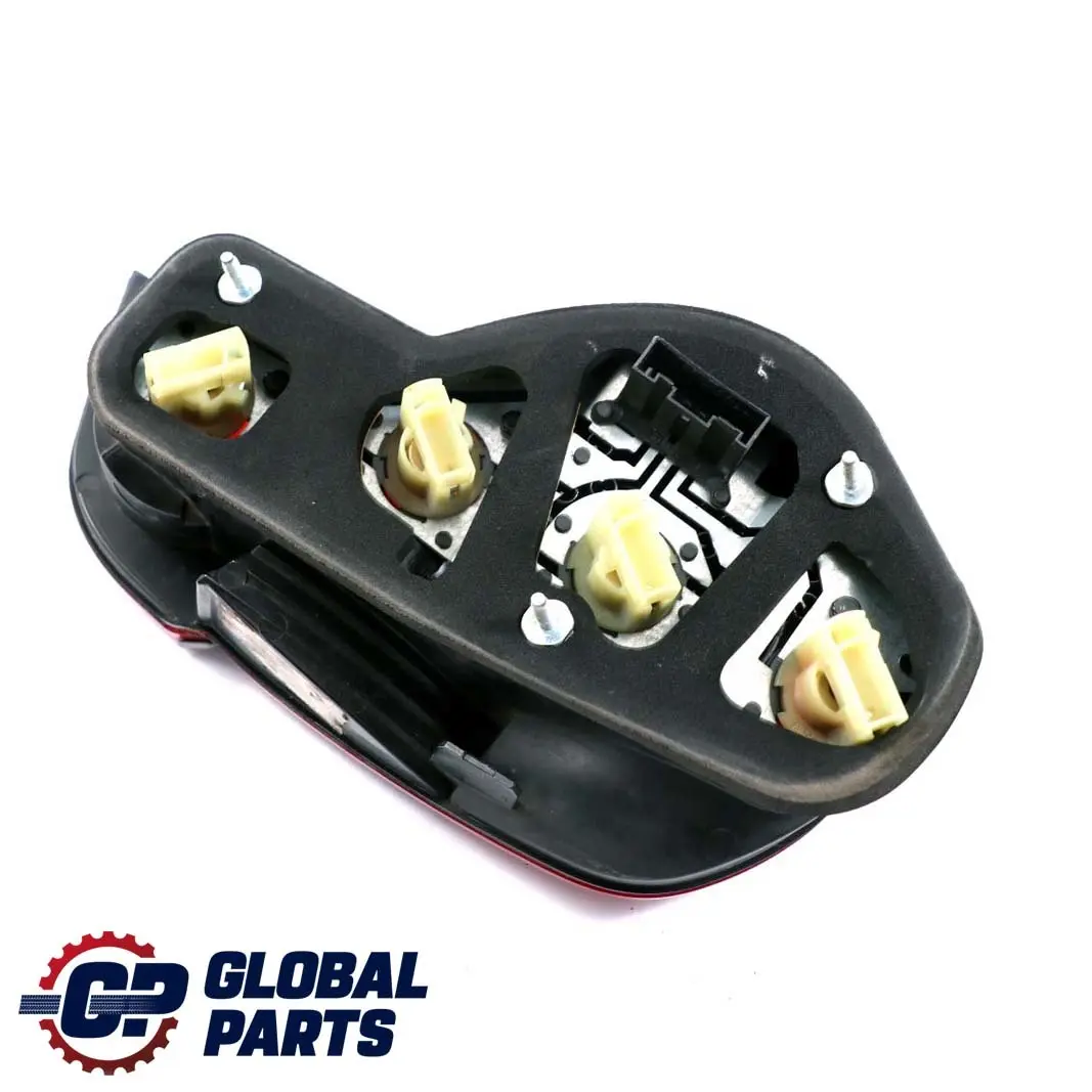 Tail Light Lamp Right Rear O/S Sterlingrau Grey Silver to BMW Z4 E85 Rear with Part number 7165724 BMW Z4 E85 Rear Tail Light Lamp Right Rear O/S Sterlingrau Grey Silver - SKU rhd-7165724-1 - Part number 7165724