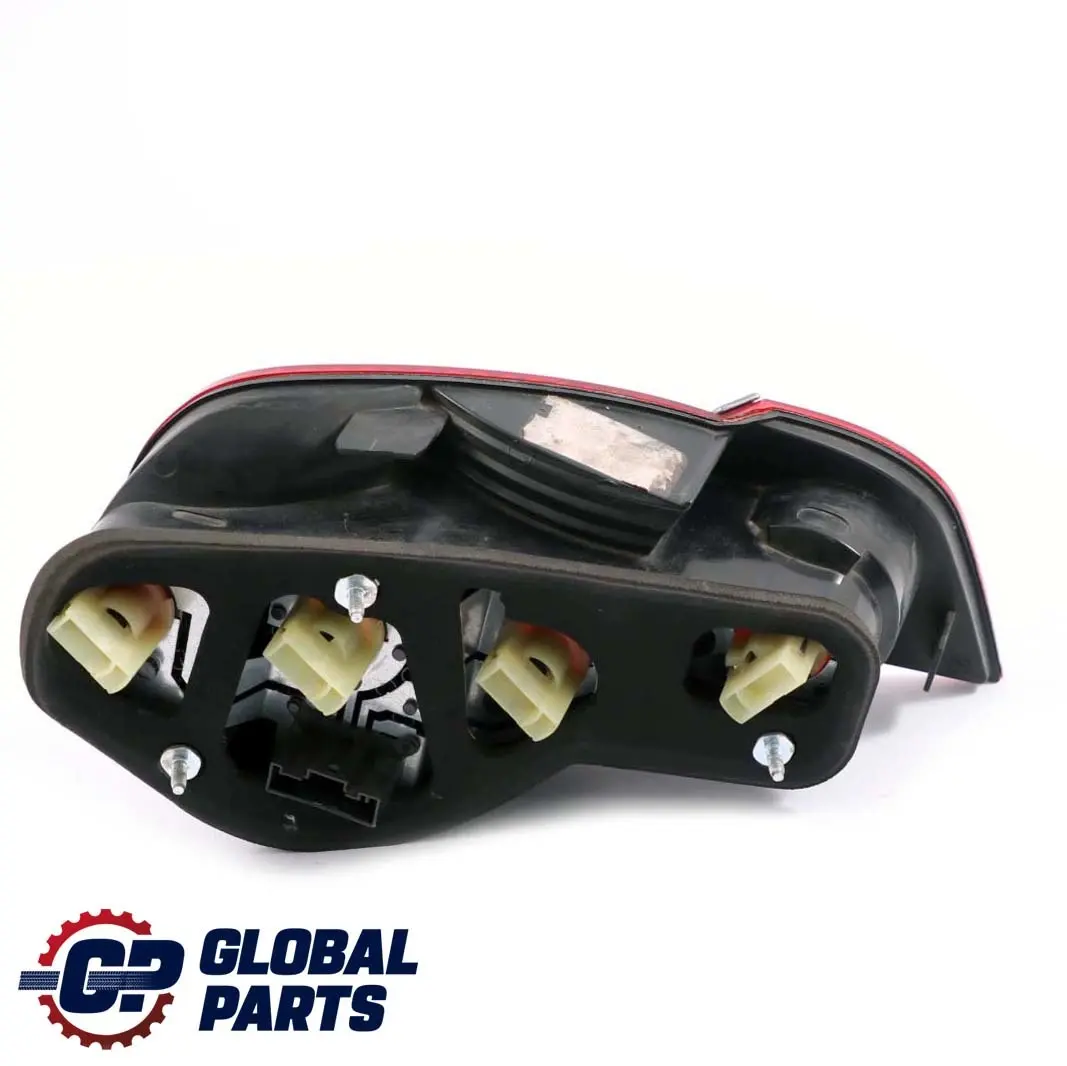 Tail Light Lamp Right Rear O/S Sterlingrau Grey Silver to BMW Z4 E85 Rear with Part number 7165724 BMW Z4 E85 Rear Tail Light Lamp Right Rear O/S Sterlingrau Grey Silver - SKU rhd-7165724-1 - Part number 7165724