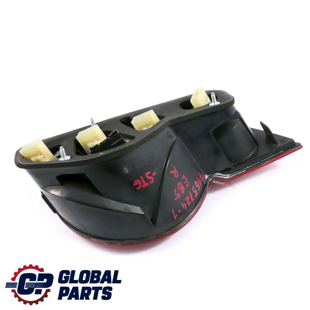 Tail Light Lamp Right Rear O/S Sterlingrau Grey Silver to BMW Z4 E85 Rear with Part number 7165724 BMW Z4 E85 Rear Tail Light Lamp Right Rear O/S Sterlingrau Grey Silver - SKU rhd-7165724-1 - Part number 7165724