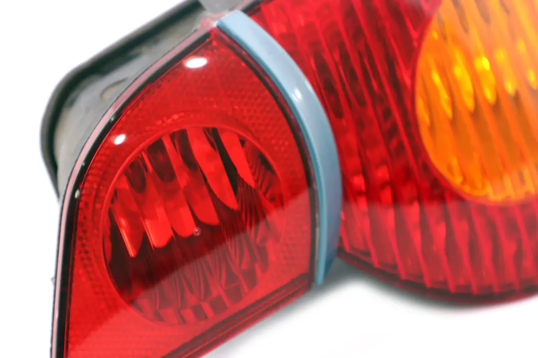 BMW Z4 Series 2 E85 Rear Tail Light Lamp Right Rear O/S Maldives Blue - SKU rhd-7165724-2 - Part number 7165724