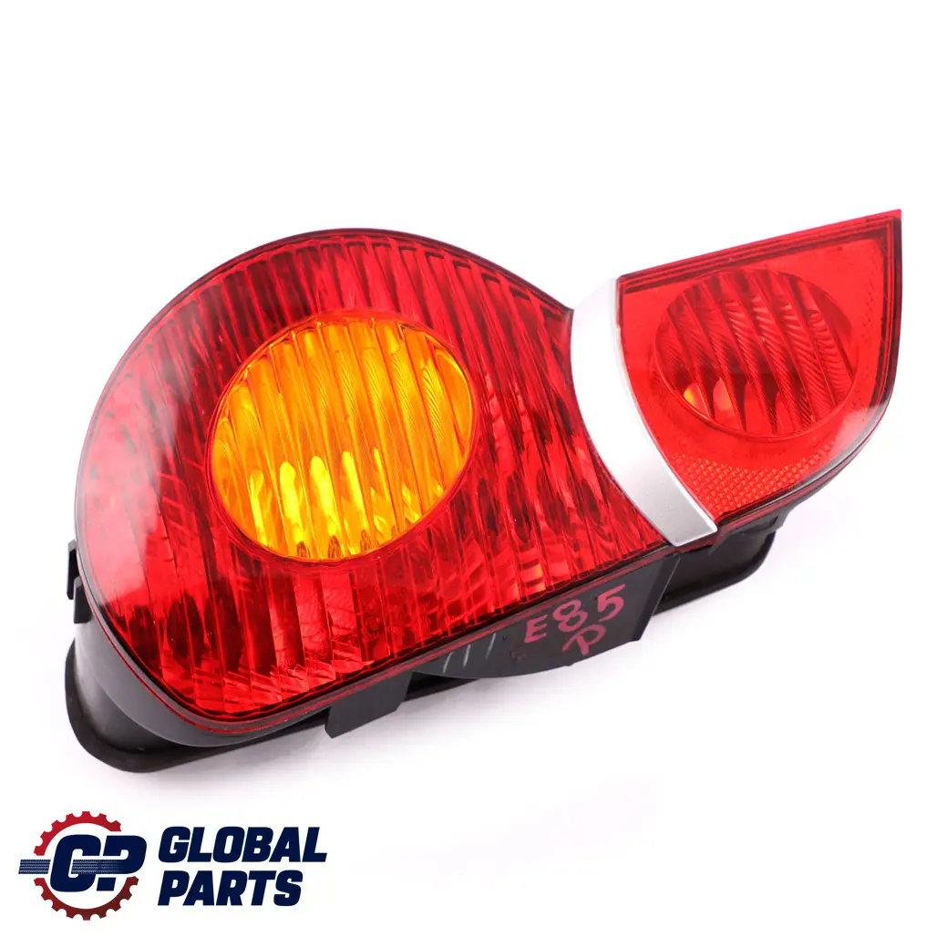 Tail Light Lamp Right Rear O/S Titansilber Silver 354 to BMW Z4 E85 Rear with Part number 7165724 BMW Z4 E85 Rear Tail Light Lamp Right Rear O/S Titansilber Silver 354 - SKU rhd-7165724-5 - Part number 7165724
