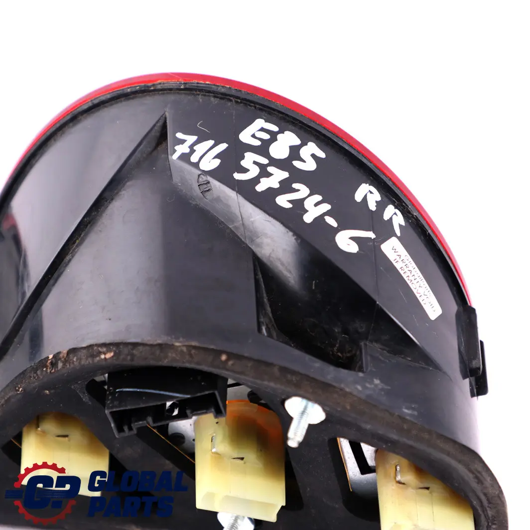 BMW Z4 E85 Rear Tail Light Lamp Right Rear O/S Black Sapphire 475 - SKU rhd-7165724-6 - Part number 7165724