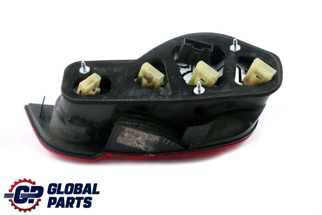 Tail Light Lamp Right Rear O/S to BMW Z4 Series E85 Roadster Rear with Part number 7165724 BMW Z4 Series E85 Roadster Rear Tail Light Lamp Right Rear O/S - SKU rhd-7165724 - Part number 7165724