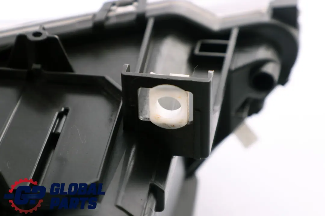 Bi-Xenon Headlight Lamp Right O/S 7165796 to BMW 6 Series E63 E64 with Part number 7165978 BMW 6 Series E63 E64 Bi-Xenon Headlight Lamp Right O/S 7165796 - SKU rhd-7165978 - Part number 7165978