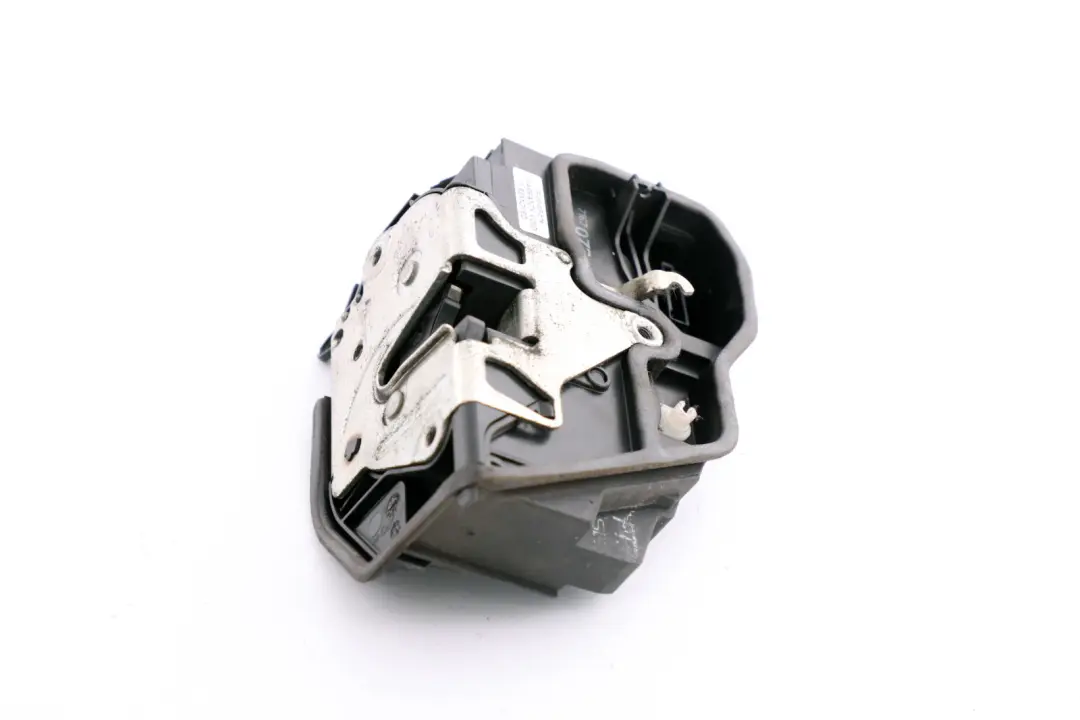 Zamek Drzwi Prawy Przód do BMW E60 E87 E90 o numerze 7167072 BMW E60 E87 E90 Zamek Drzwi Prawy Przód - SKU RHD-7167072 - Numer Części 7167072
