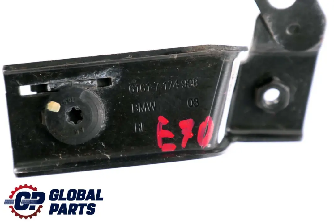 Holder Mount Windscreen Wiper to BMW X5 X6 Series E70 E71 with Part number 7174998 BMW X5 X6 Series E70 E71 Holder Mount Windscreen Wiper - SKU rhd-7174998 - Part number 7174998