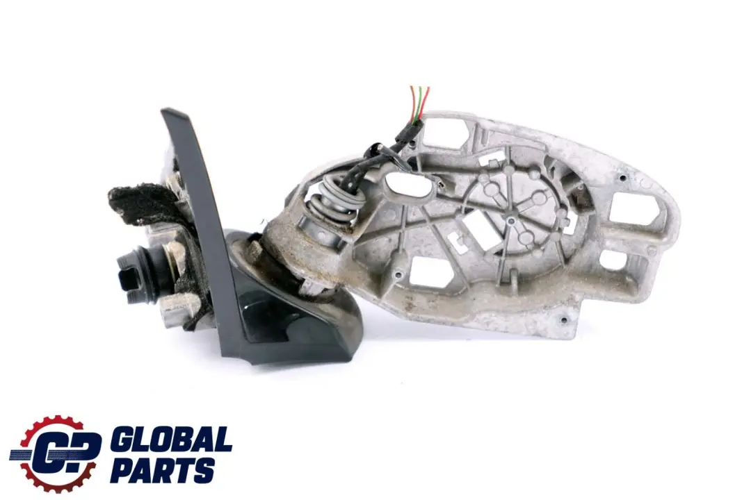 High Gloss Right Wing Mirror Base O/S 5 Pins to BMW 1 Series E81 E82 E88 M Sport with Part number 7185308 BMW 1 Series E81 E82 E88 M Sport High Gloss Right Wing Mirror Base O/S 5 Pins - SKU rhd-7185308 - Part number 7185308