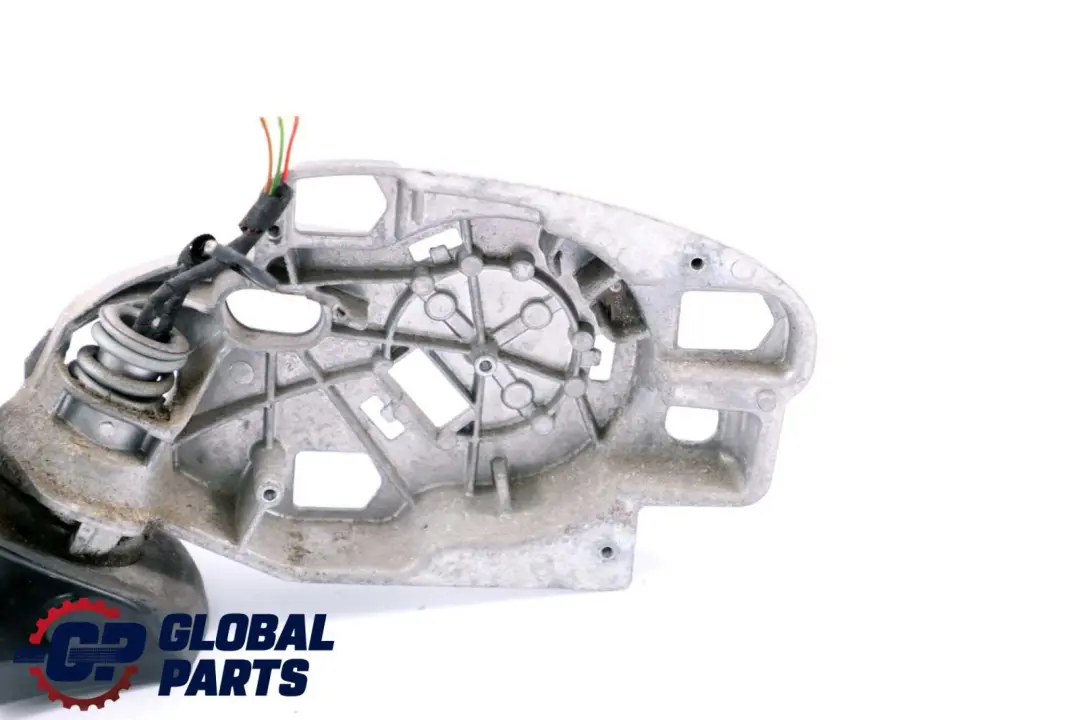 High Gloss Right Wing Mirror Base O/S 5 Pins to BMW 1 Series E81 E82 E88 M Sport with Part number 7185308 BMW 1 Series E81 E82 E88 M Sport High Gloss Right Wing Mirror Base O/S 5 Pins - SKU rhd-7185308 - Part number 7185308