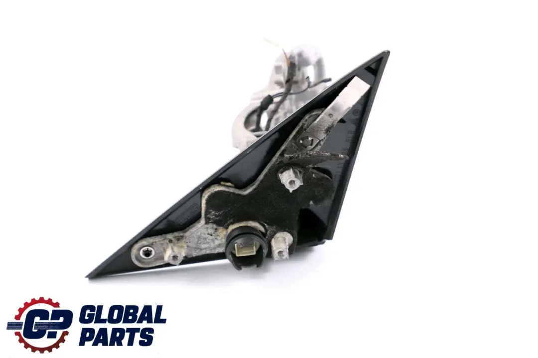 High Gloss Right Wing Mirror Base O/S 5 Pins to BMW 1 Series E81 E82 E88 M Sport with Part number 7185308 BMW 1 Series E81 E82 E88 M Sport High Gloss Right Wing Mirror Base O/S 5 Pins - SKU rhd-7185308 - Part number 7185308