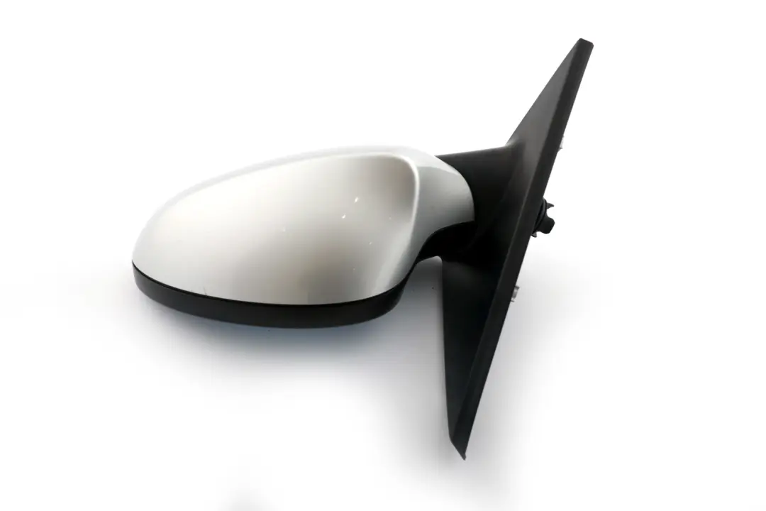 Left Heated Wing Mirror N/S Titanium Silver Metallic to BMW 1 Series 2 E81 E82 E88 with Part number 7185355 BMW 1 Series 2 E81 E82 E88 Left Heated Wing Mirror N/S Titanium Silver Metallic - SKU rhd-7185355-TS2 - Part number 7185355