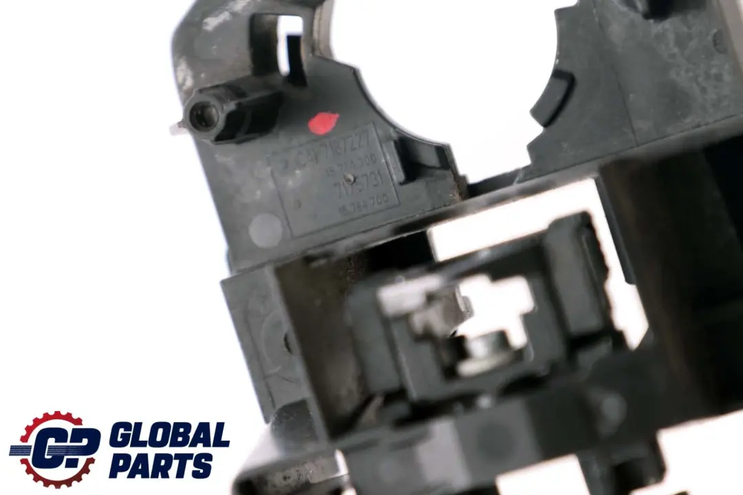 Carrier Base Outside Door Handle Front Left N/S to BMW 5 7 Series F10 F01 with Part number 7187227 BMW 5 7 Series F10 F01 Carrier Base Outside Door Handle Front Left N/S - SKU rhd-7187227 - Part number 7187227