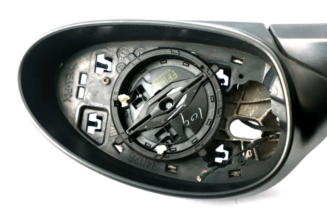 Heated Driver's Side Right Wing Mirror Base Trim O/S 5 Pin to BMW 1 Series E87 with Part number 7189852 BMW 1 Series E87 Heated Driver's Side Right Wing Mirror Base Trim O/S 5 Pin - SKU rhd-7189852-3 - Part number 7189852