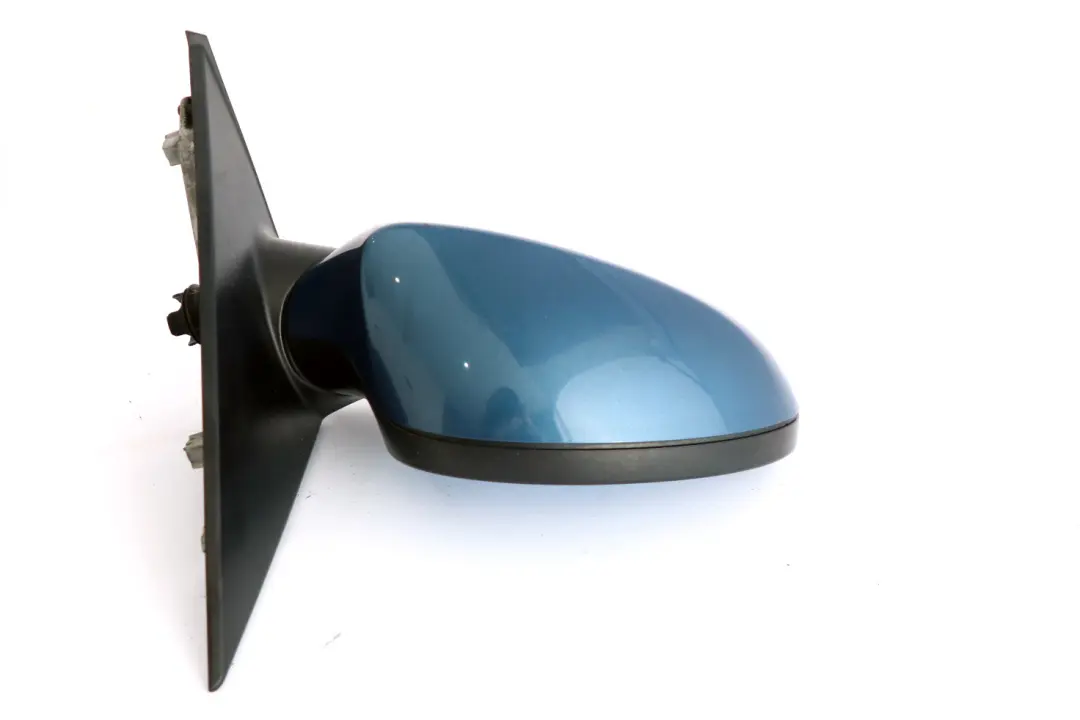 Heated Right Wing Mirror O/S Sydneyblau Metallic Blue A19 to BMW 1 Series 8 E87 with Part number 67189852 BMW 1 Series 8 E87 Heated Right Wing Mirror O/S Sydneyblau Metallic Blue A19 - SKU rhd-7189852-SYD8 - Part number 67189852