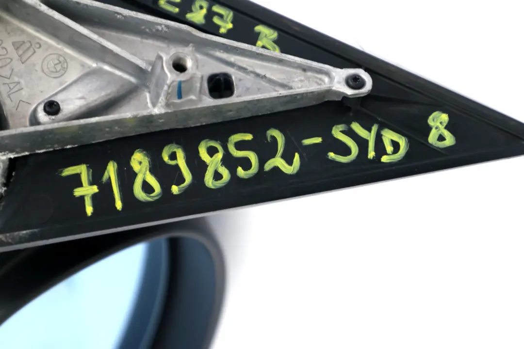 Heated Right Wing Mirror O/S Sydneyblau Metallic Blue A19 to BMW 1 Series 8 E87 with Part number 67189852 BMW 1 Series 8 E87 Heated Right Wing Mirror O/S Sydneyblau Metallic Blue A19 - SKU rhd-7189852-SYD8 - Part number 67189852