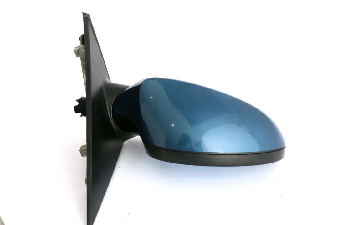 Heated Right Wing Mirror O/S Sydneyblau Metallic Blue A19 to BMW 1 Series 8 E87 with Part number 67189852 BMW 1 Series 8 E87 Heated Right Wing Mirror O/S Sydneyblau Metallic Blue A19 - SKU rhd-7189852-SYD8 - Part number 67189852