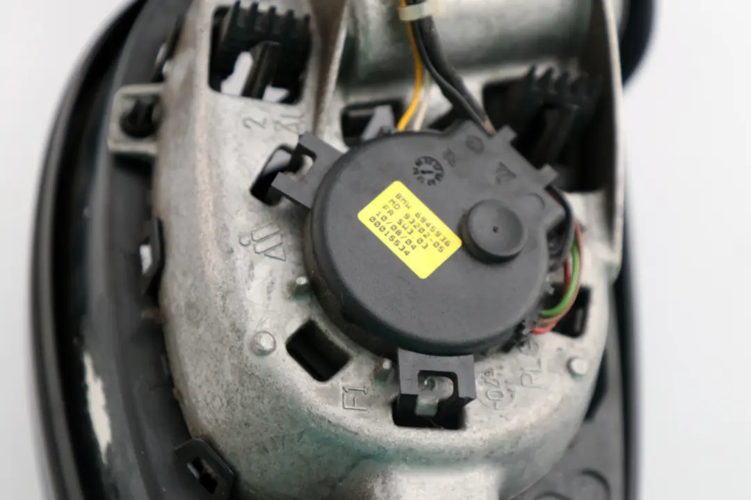 Outside Heated Power Fold Right Base Wing Mirror O/S to BMW 1 Series E87 E87N LCI with Part number 7189870 BMW 1 Series E87 E87N LCI Outside Heated Power Fold Right Base Wing Mirror O/S - SKU rhd-7189870 - Part number 7189870