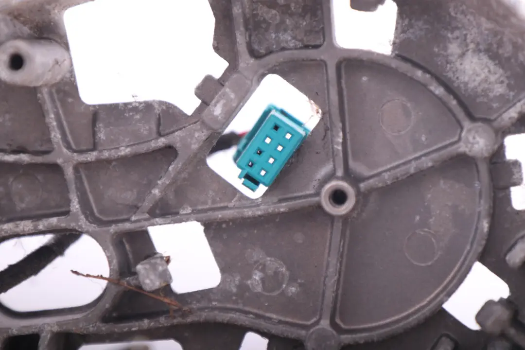 Heated Wing Base Mirror Left Passenger Side N/S 5 Pin to BMW 3 Series E90 E91 with Part number 7189947 BMW 3 Series E90 E91 Heated Wing Base Mirror Left Passenger Side N/S 5 Pin - SKU rhd-7189947-5PIN - Part number 7189947