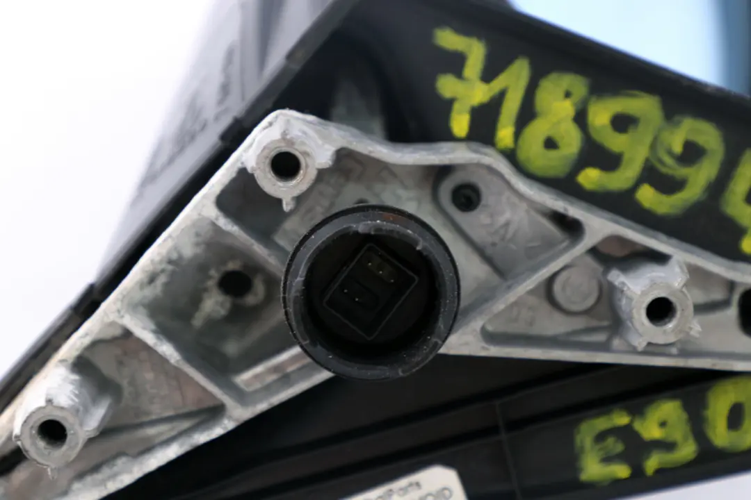 Heated Left N/S Wing Mirror Monacoblau Blue Metallic A35 to BMW 3 Series 6 E90 E91 with Part number 7189947 BMW 3 Series 6 E90 E91 Heated Left N/S Wing Mirror Monacoblau Blue Metallic A35 - SKU rhd-7189947-MB6 - Part number 7189947