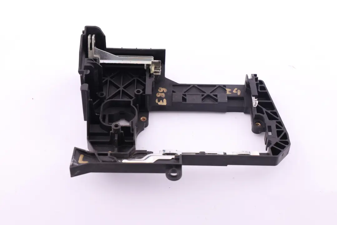 Carrier Outside Door Handle Left Part N/S to BMW Z4 Series E89 with Part number 7192383 BMW Z4 Series E89 Carrier Outside Door Handle Left Part N/S - SKU rhd-7192383 - Part number 7192383