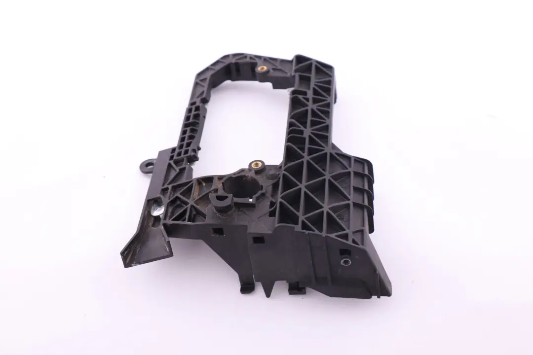 Carrier Outside Door Handle Left Part N/S to BMW Z4 Series E89 with Part number 7192383 BMW Z4 Series E89 Carrier Outside Door Handle Left Part N/S - SKU rhd-7192383 - Part number 7192383