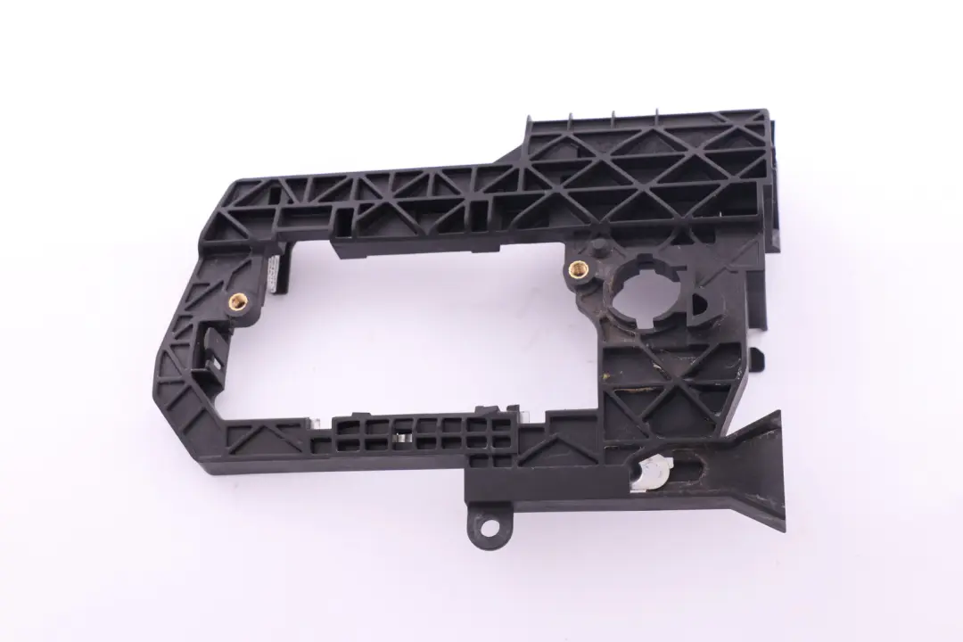 Carrier Outside Door Handle Left Part N/S to BMW Z4 Series E89 with Part number 7192383 BMW Z4 Series E89 Carrier Outside Door Handle Left Part N/S - SKU rhd-7192383 - Part number 7192383