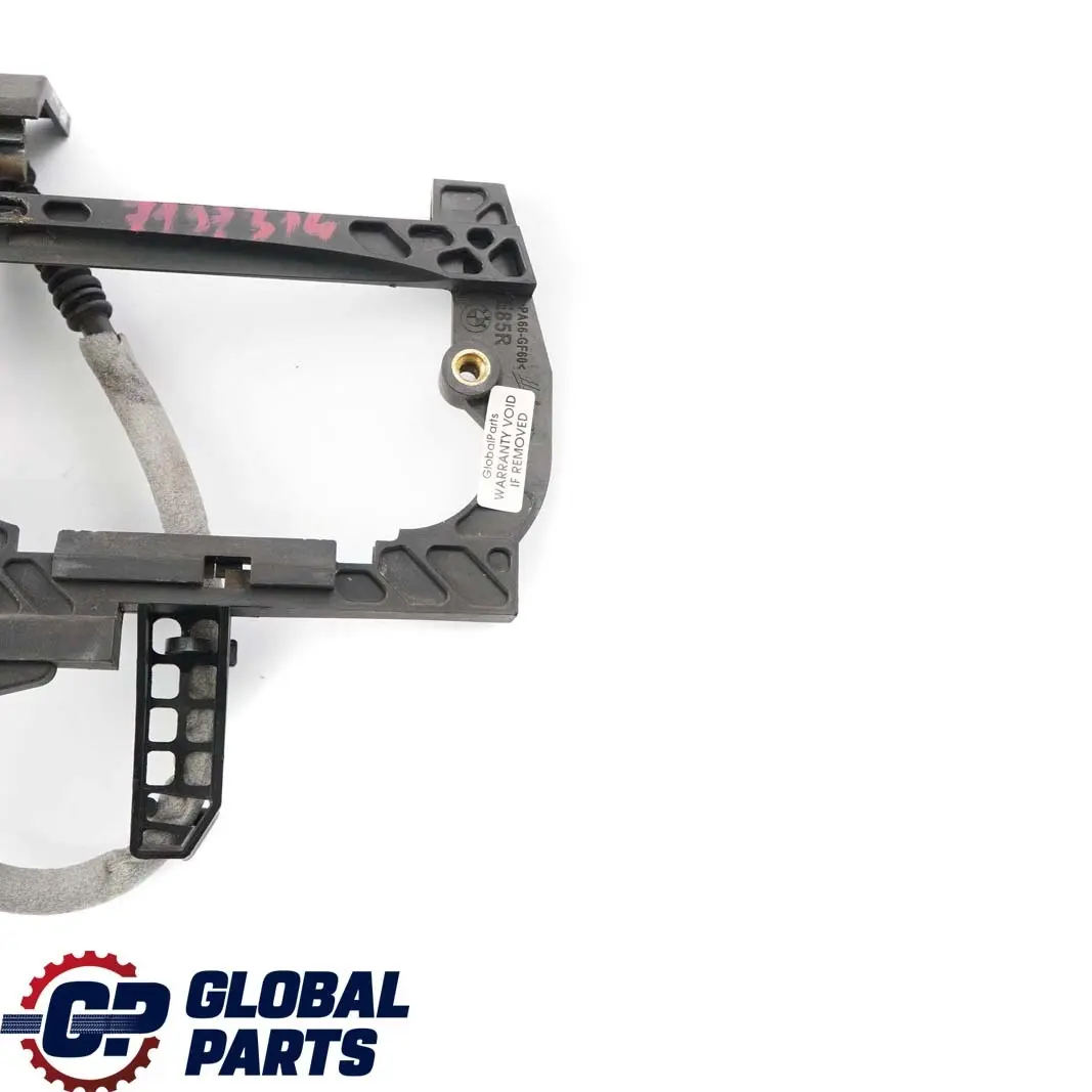 Carrier Outside Door Handle Right O/S Driver's Side to BMW Z4 Series E85 with Part number 7197314 BMW Z4 Series E85 Carrier Outside Door Handle Right O/S Driver's Side - SKU rhd-7197314 - Part number 7197314