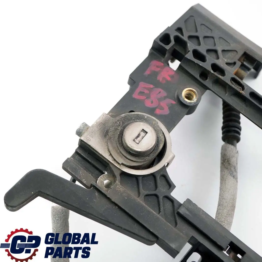 Carrier Outside Door Handle Right O/S Driver's Side to BMW Z4 Series E85 with Part number 7197314 BMW Z4 Series E85 Carrier Outside Door Handle Right O/S Driver's Side - SKU rhd-7197314 - Part number 7197314