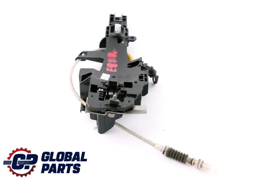 Outside Front Right O/S Door Grab Handle Carrier to BMW 1 Series E81 E82 E87 with Part number 7200932 BMW 1 Series E81 E82 E87 Outside Front Right O/S Door Grab Handle Carrier - SKU rhd-7200932 - Part number 7200932