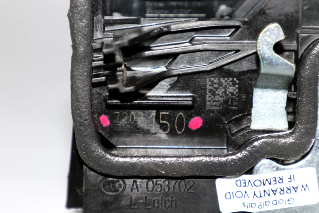 BMW E60 E87 E90 O/S Right Front Door Latch Actuator Catch 7202150 - SKU rhd-7202150 - Part number 7202144
