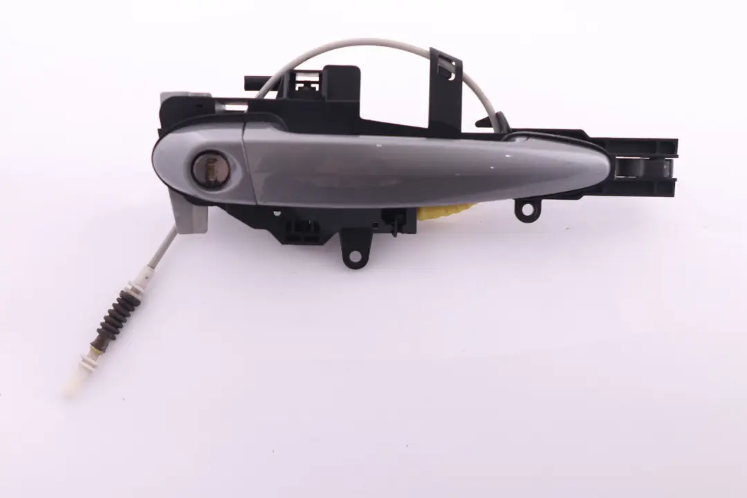 Complete Front Right Grab Handle O/S Spacegrau Grey to BMW 1 Series E88 with Part number 0392530 BMW 1 Series E88 Complete Front Right Grab Handle O/S Spacegrau Grey - SKU rhd-7207560-SCG - Part number 0392530