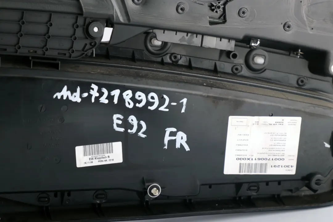 Front Right O/S Door Card Lining Leather Black Trim to BMW 3 Series E92 E93 1 with Part number 7218992 BMW 3 Series E92 E93 1 Front Right O/S Door Card Lining Leather Black Trim - SKU rhd-7218992-1 - Part number 7218992