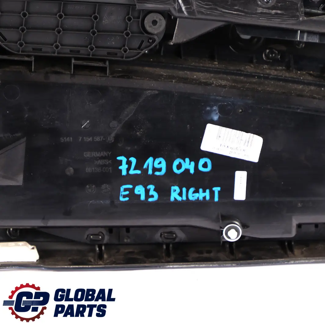 Front Right O/S Door Card Lining Trim Panel Black Leather to BMW 3 Series E92 E93 with Part number 7219040 BMW 3 Series E92 E93 Front Right O/S Door Card Lining Trim Panel Black Leather - SKU rhd-7219040 - Part number 7219040