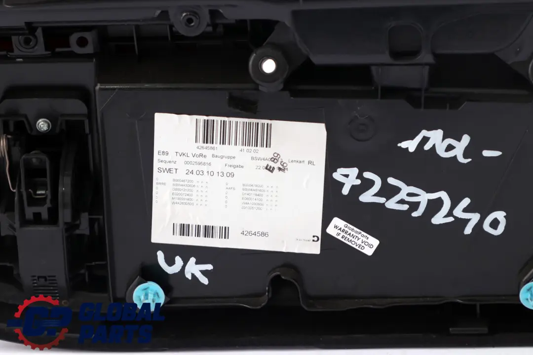 Front Right O/S Door Card Leather Cloth Trim Panel Red to BMW Z4 Series E89 with Part number 7229240 BMW Z4 Series E89 Front Right O/S Door Card Leather Cloth Trim Panel Red - SKU rhd-7229240 - Part number 7229240