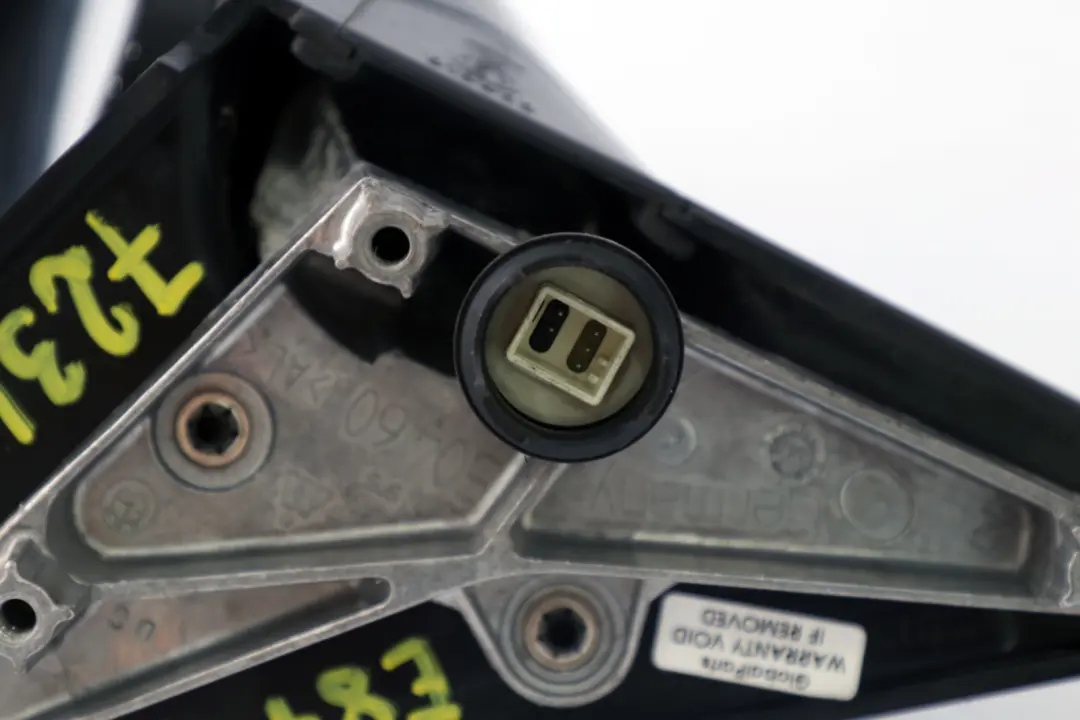 Heated Right Wing Mirror O/S Black Sapphire 5 Pins to BMW 1 Series 1 E87 M Sport with Part number 7234224 BMW 1 Series 1 E87 M Sport Heated Right Wing Mirror O/S Black Sapphire 5 Pins - SKU rhd-7234224-BS1 - Part number 7234224