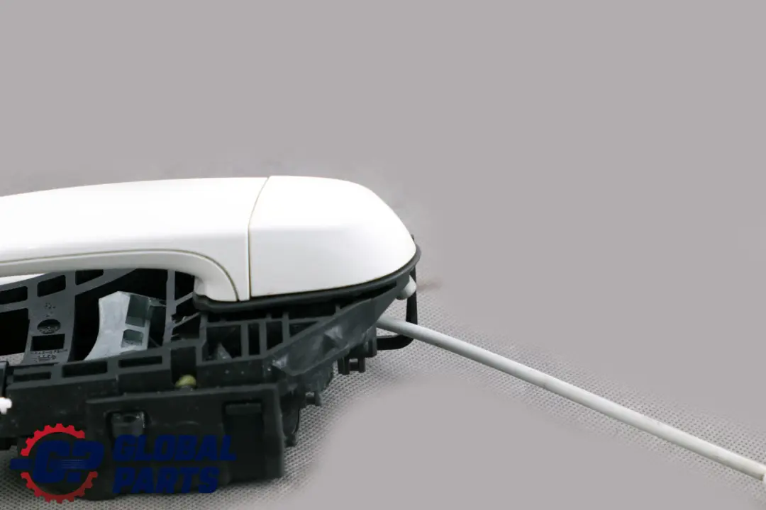 Complete Front Left Grab Handle N/S Alpinweiss White 300 to BMW 1 Series F20 LCI with Part number 7242575 BMW 1 Series F20 LCI Complete Front Left Grab Handle N/S Alpinweiss White 300 - SKU rhd-7242575-AW - Part number 7242575