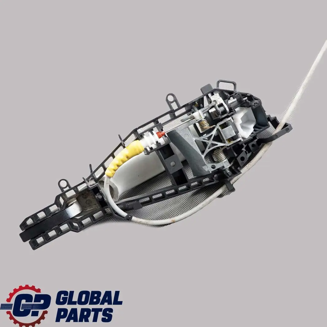 Complete Front Left Grab Handle N/S Alpinweiss White 300 to BMW 1 Series F20 LCI 3 with Part number 7242575 BMW 1 Series F20 LCI 3 Complete Front Left Grab Handle N/S Alpinweiss White 300 - SKU rhd-7242575-AW3 - Part number 7242575