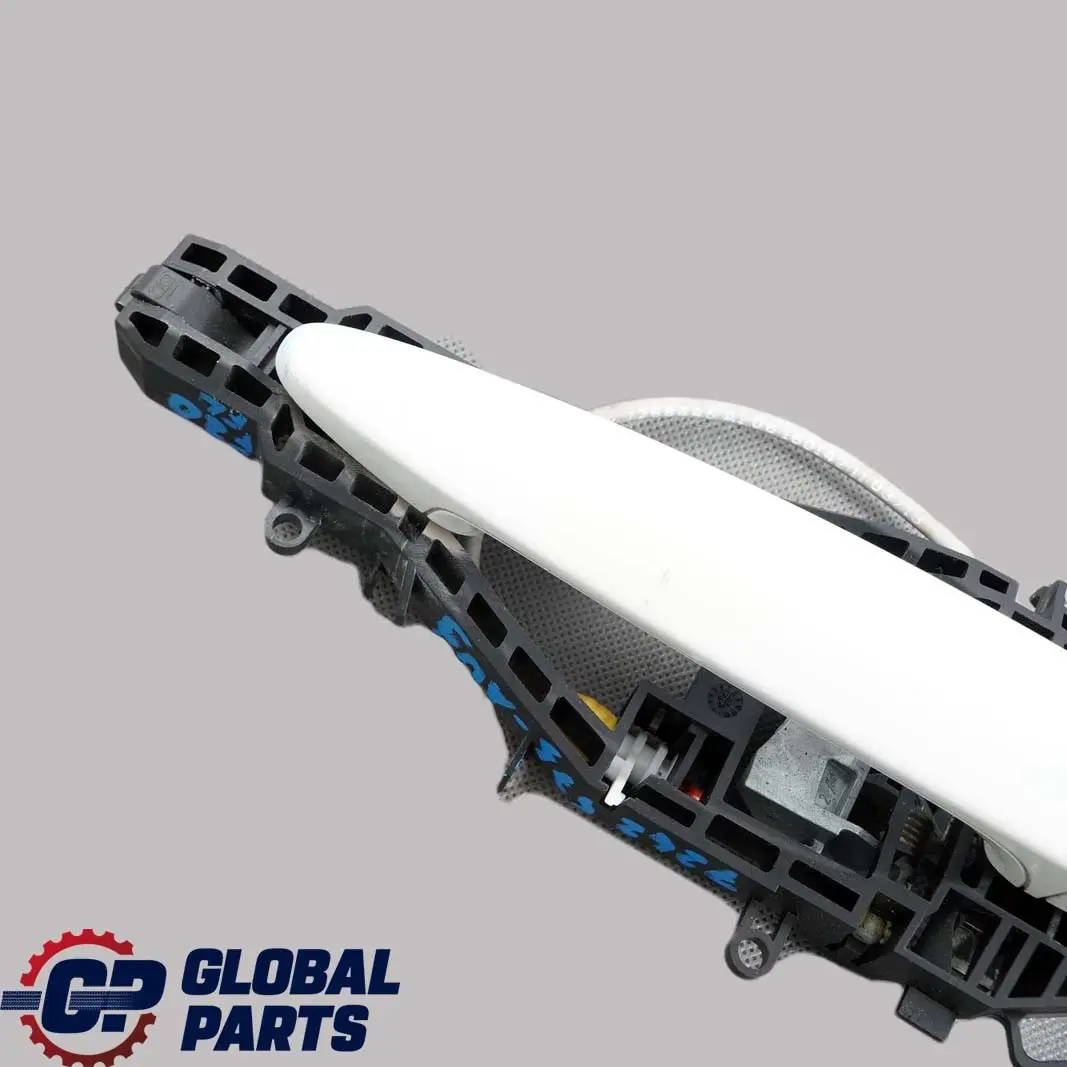 Complete Front Left Grab Handle N/S Alpinweiss White 300 to BMW 1 Series F20 LCI 3 with Part number 7242575 BMW 1 Series F20 LCI 3 Complete Front Left Grab Handle N/S Alpinweiss White 300 - SKU rhd-7242575-AW3 - Part number 7242575