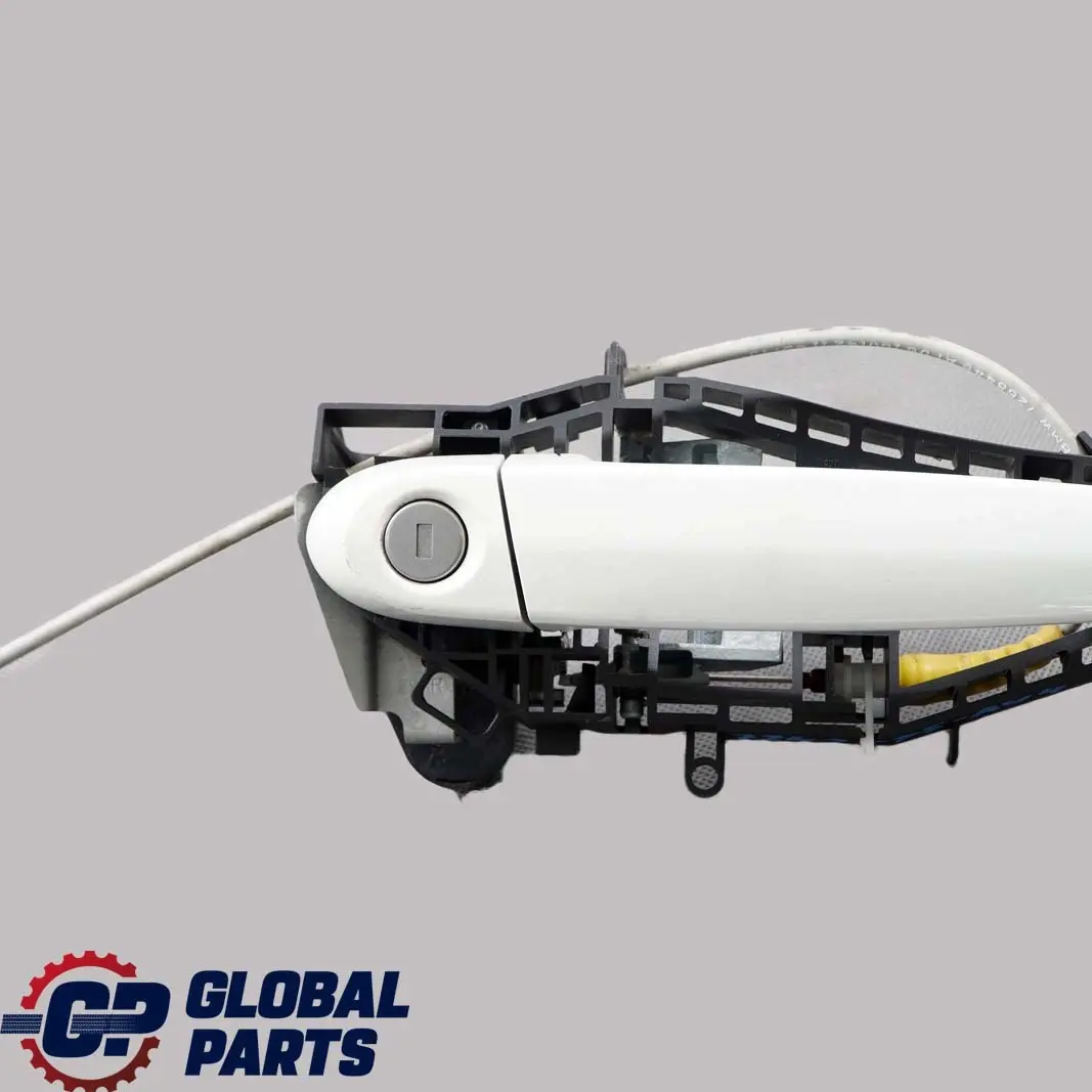 Complete Front Right Grab Handle O/S Alpinweiss White 300 to BMW 1 Series F20 4 with Part number 7242575 BMW 1 Series F20 4 Complete Front Right Grab Handle O/S Alpinweiss White 300 - SKU rhd-7242575-AW4 - Part number 7242575